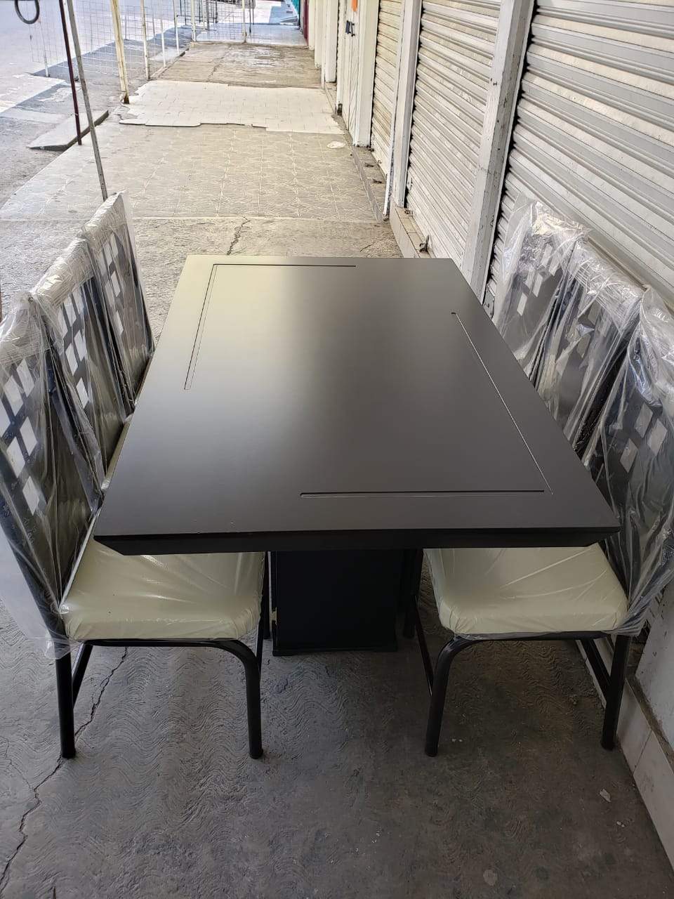 Mesa Lucy para 6 personas ( sin sillas) - Muebleria Paty