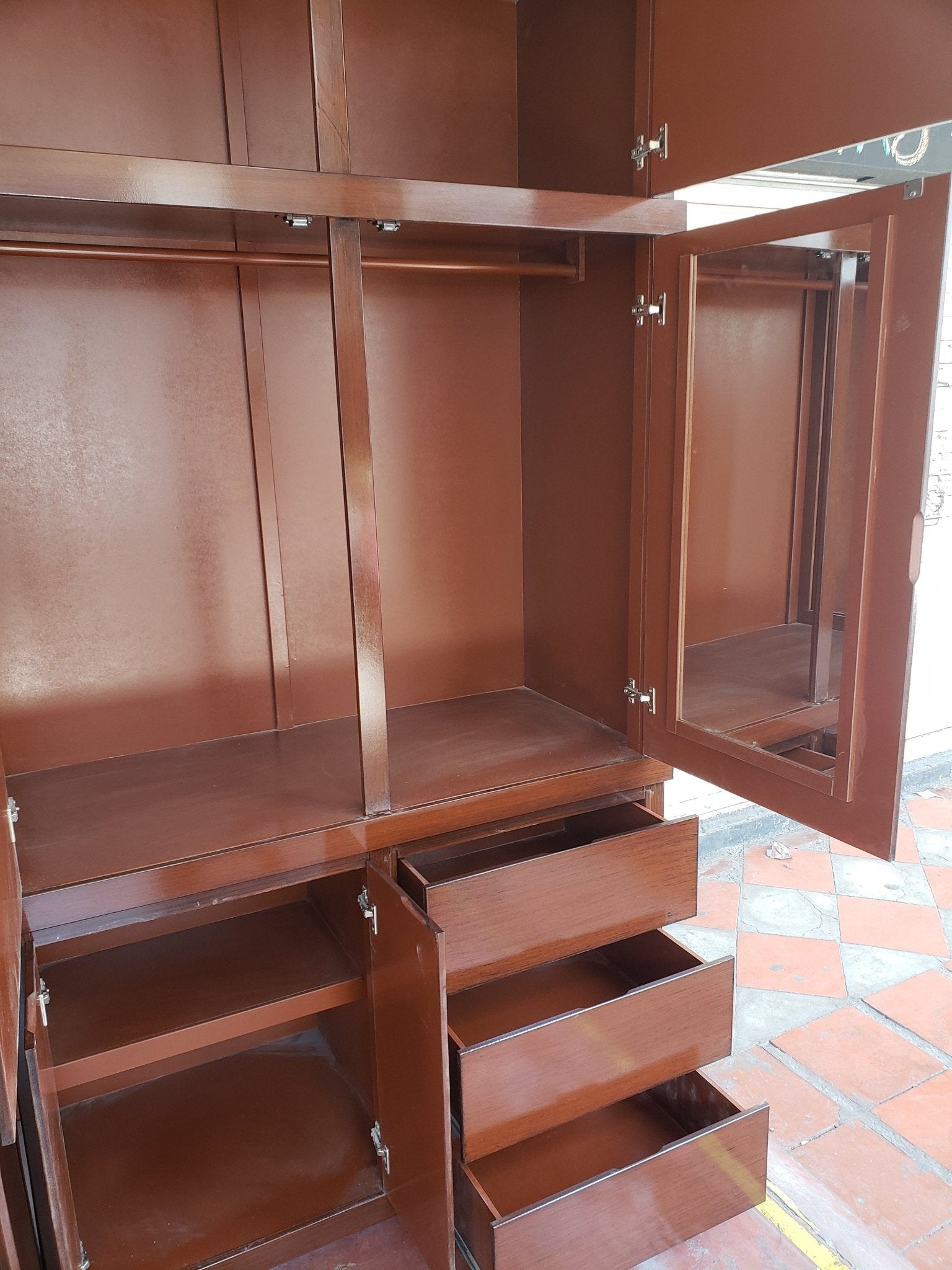 Clóset Moderno 2.40 desmontable - Muebleria Paty